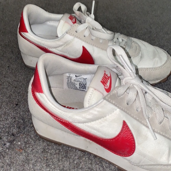 Nike Daybreak Sneakers - Picture 2 of 6